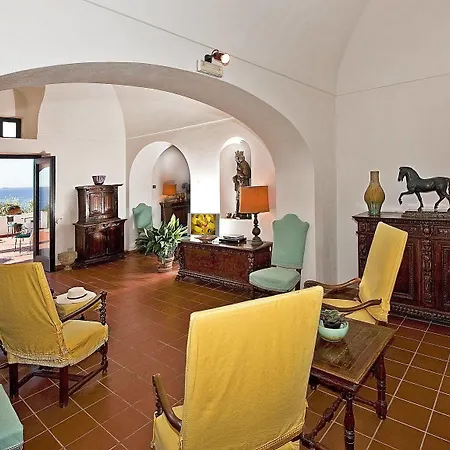 Villa Keithel *